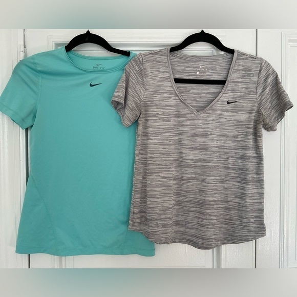 Nike Dri Fit Bundle Set of 2 Athletic Workout Running Top Shirt Blue Gray Active - Picture 1 of 14